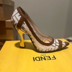 Fendi shoes size 36.5